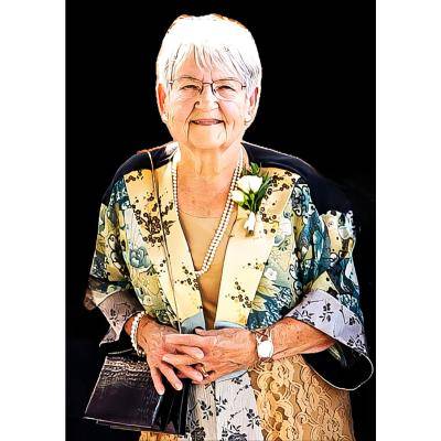 Photo Of  Joan Paoletti